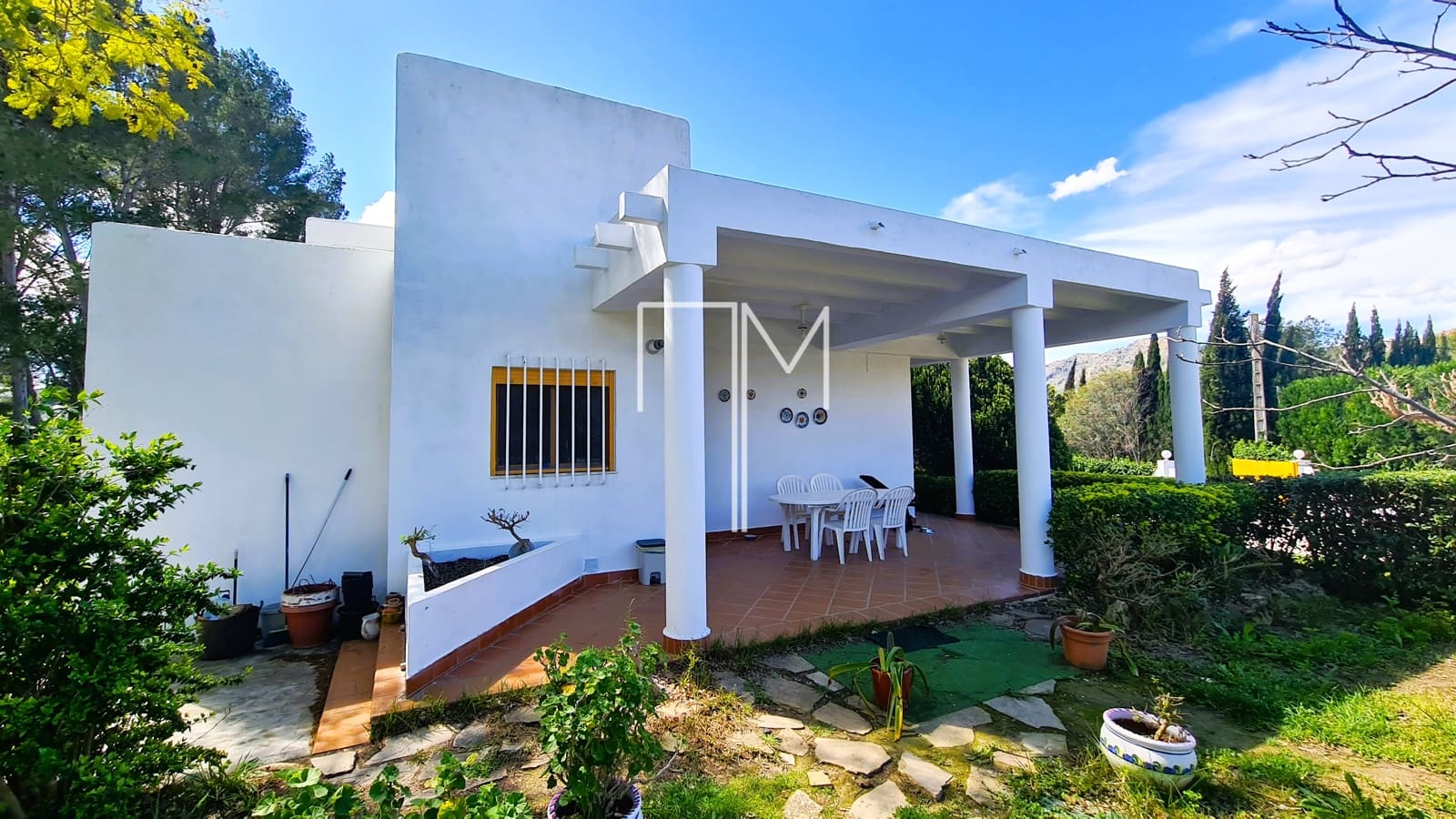 4 soveværelse Villa til salg i Xativa med swimmingpool - € 390.000 (Ref: 8893470)