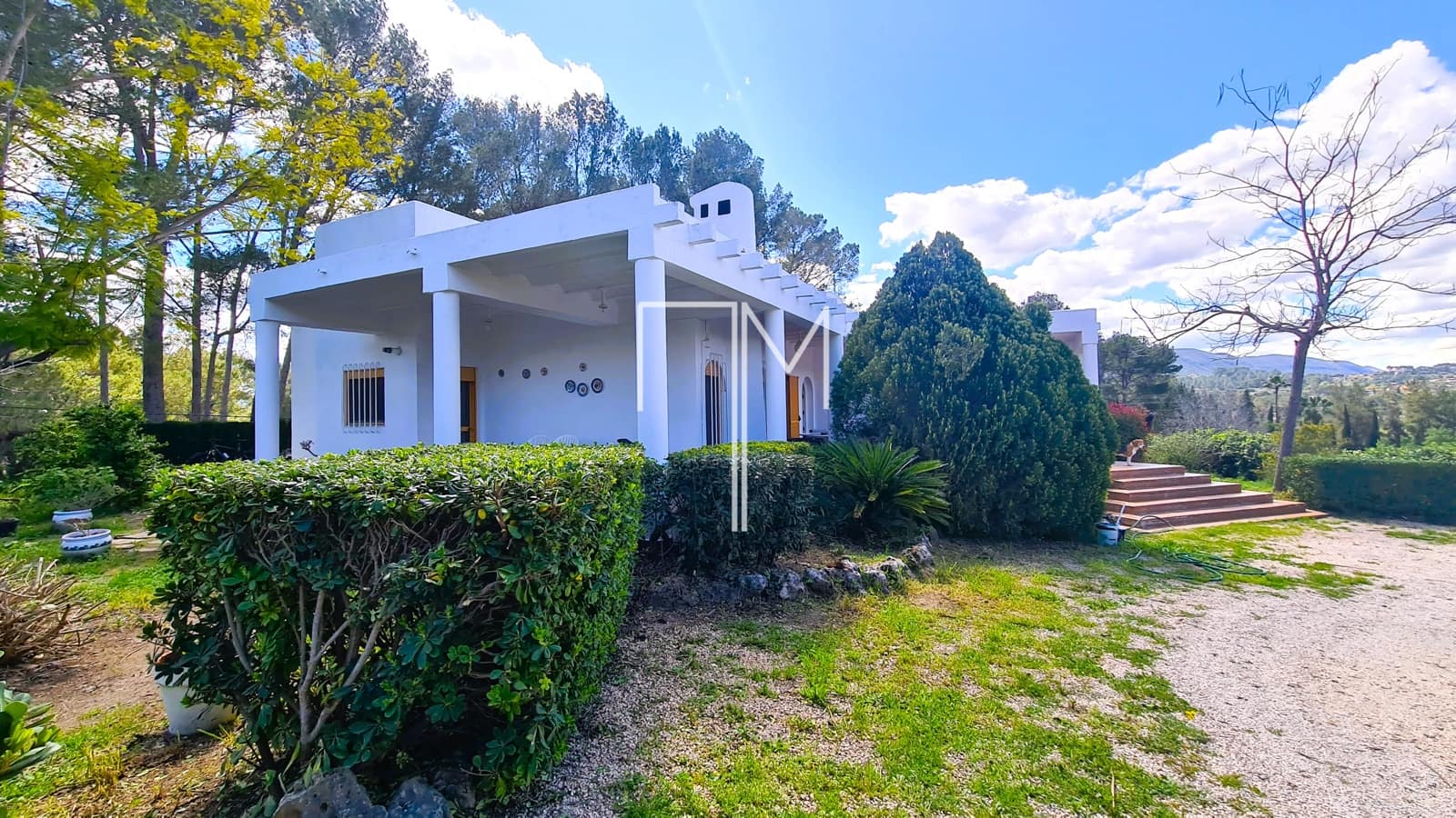 4 soveværelse Villa til salg i Xativa med swimmingpool - € 390.000 (Ref: 8893470)