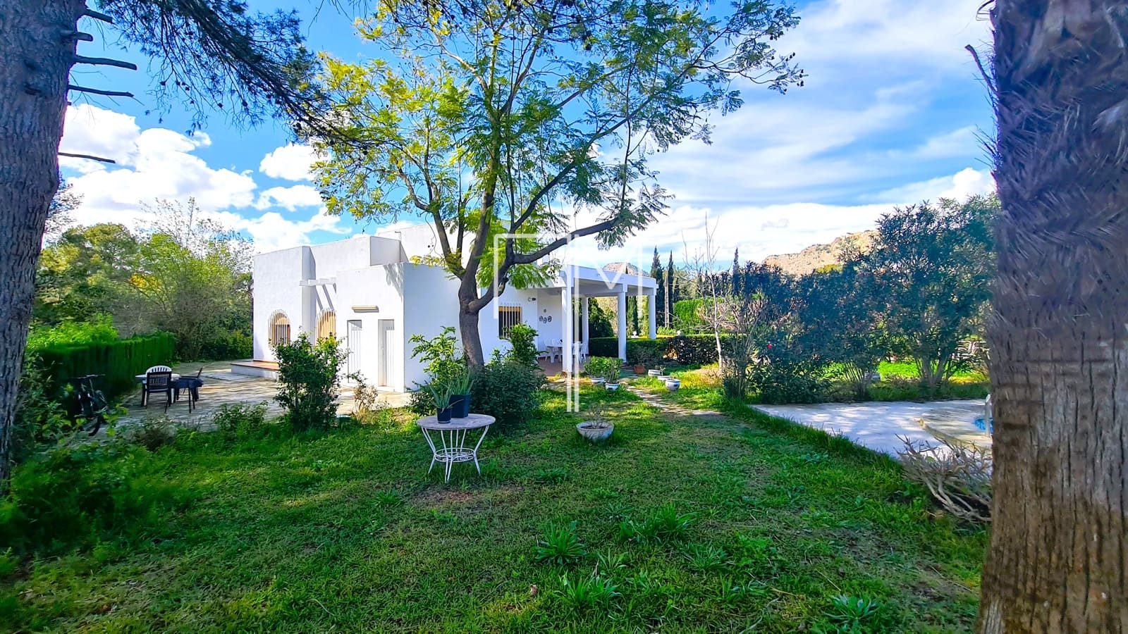 4 soveværelse Villa til salg i Xativa med swimmingpool - € 390.000 (Ref: 8893470)