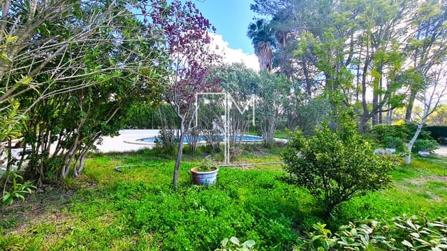 4 bedroom Villa for sale in Xàtiva with pool - € 390,000 (Ref: 8893470)