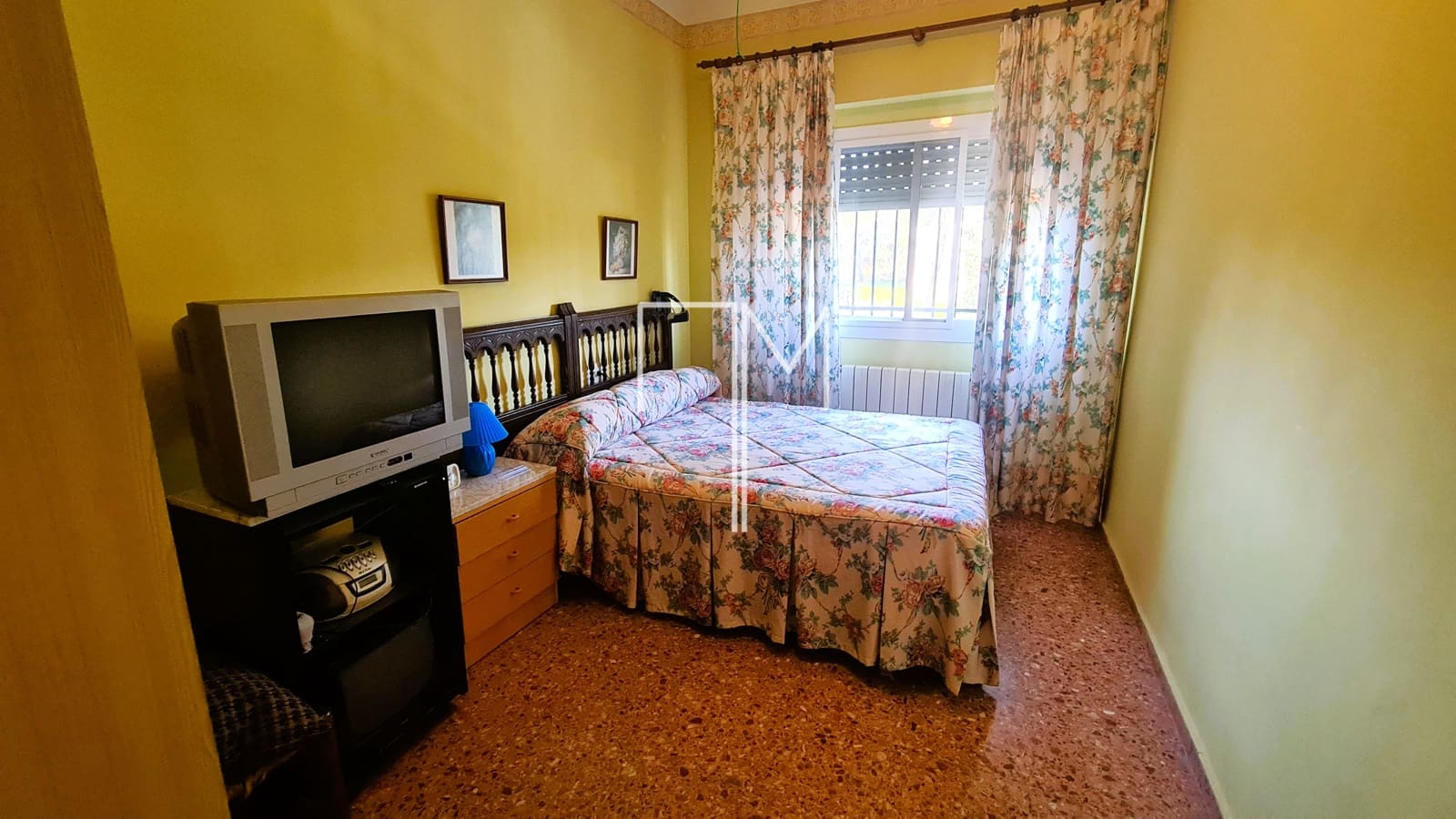 4 chambre Villa/Maison à vendre à Alberic avec piscine garage - 290 000 € (Ref: 8910253)