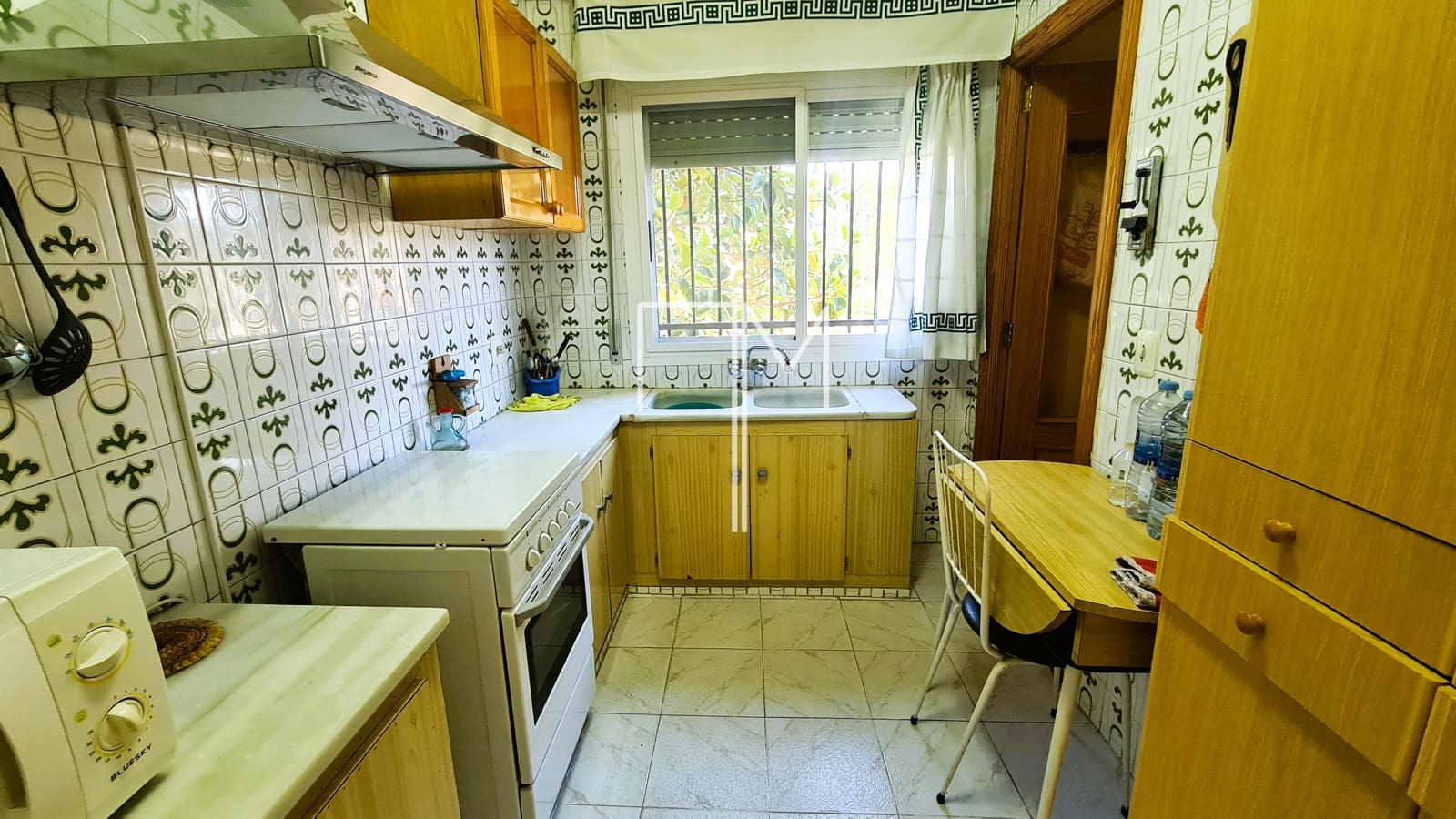 4 chambre Villa/Maison à vendre à Alberic avec piscine garage - 290 000 € (Ref: 8910253)