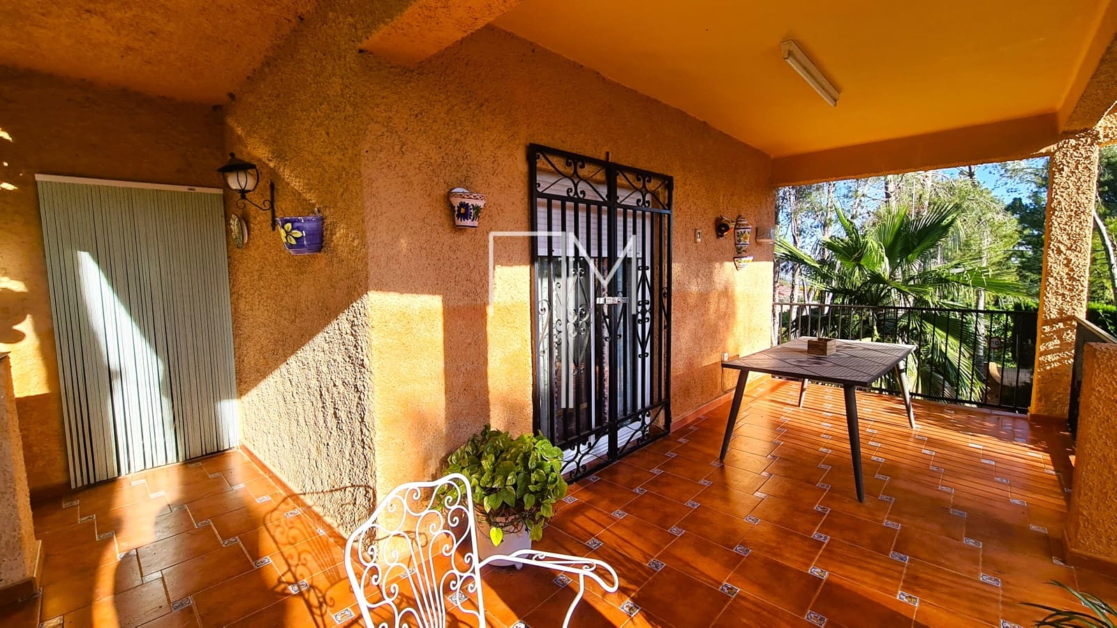 4 chambre Villa/Maison à vendre à Alberic avec piscine garage - 290 000 € (Ref: 8910253)