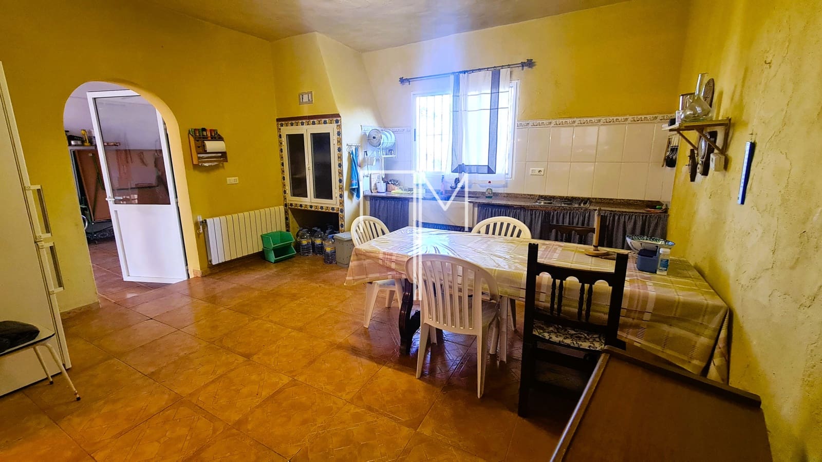 4 chambre Villa/Maison à vendre à Alberic avec piscine garage - 290 000 € (Ref: 8910253)