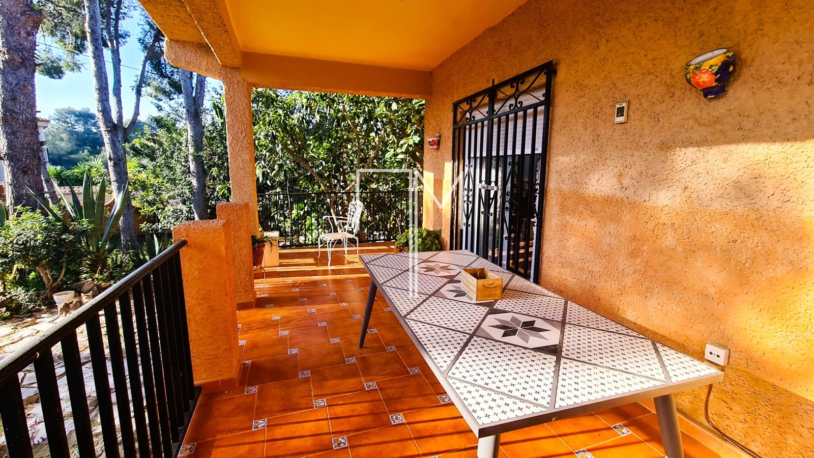 4 chambre Villa/Maison à vendre à Alberic avec piscine garage - 290 000 € (Ref: 8910253)