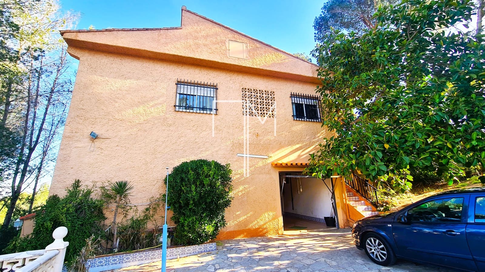 4 chambre Villa/Maison à vendre à Alberic avec piscine garage - 290 000 € (Ref: 8910253)