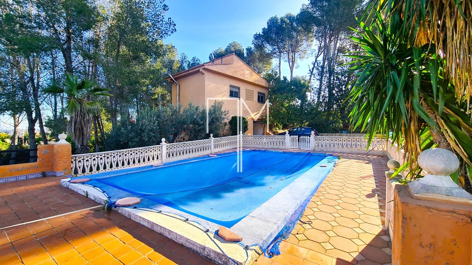 4 chambre Villa/Maison à vendre à Alberic avec piscine garage - 290 000 € (Ref: 8910253)