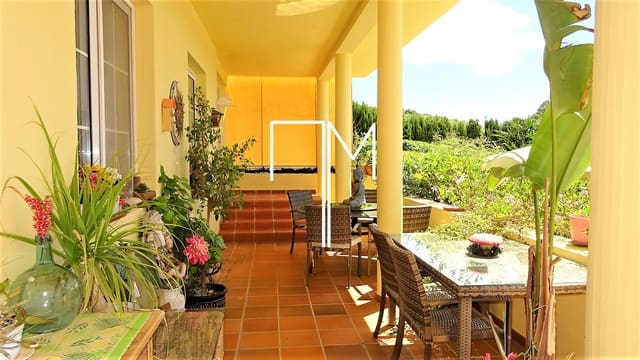 4 soveværelse Villa til salg i Barxeta med swimmingpool garage - € 349.000 (Ref: 8992152)