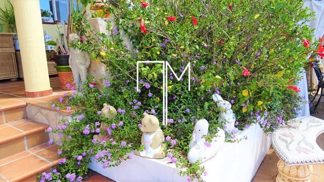 4 soveværelse Villa til salg i Barxeta med swimmingpool garage - € 349.000 (Ref: 8992152)