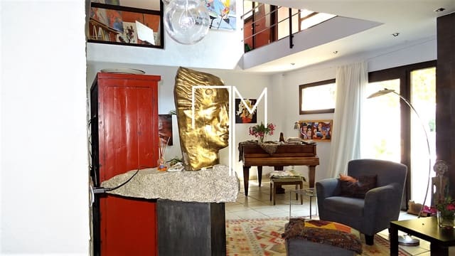 3 bedroom Villa for sale in Xàtiva with pool garage - € 600,000 (Ref: 9018977)