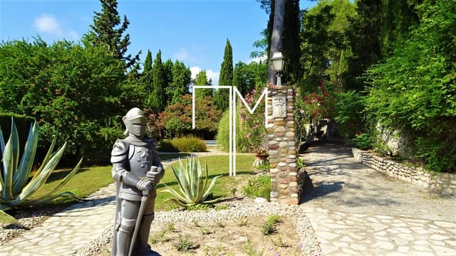 Chalet de 3 habitaciones en Xàtiva en venta con piscina garaje - 650.000 € (Ref: 9018977)