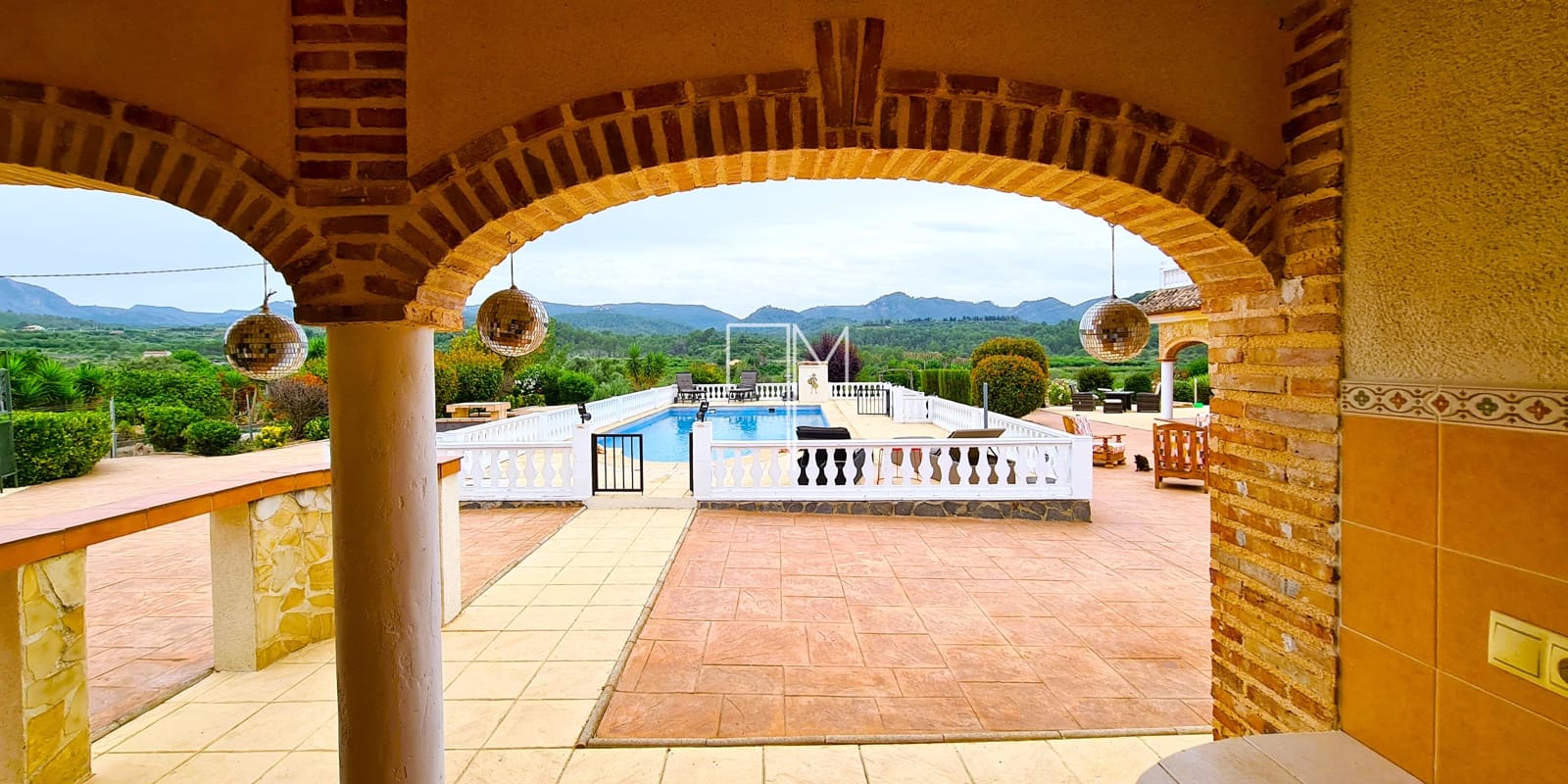 4 soveværelse Villa til salg i Barxeta med swimmingpool garage - € 425.000 (Ref: 9058279)