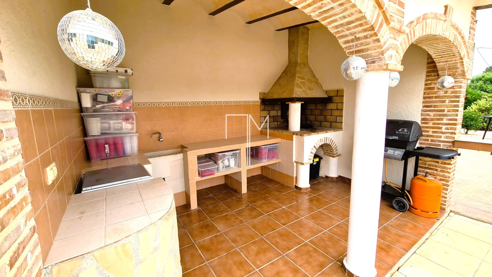 4 soveværelse Villa til salg i Barxeta med swimmingpool garage - € 425.000 (Ref: 9058279)