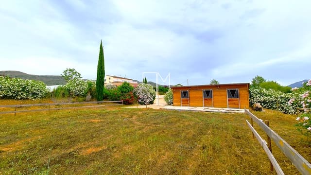 Chalet de 4 habitaciones en Barxeta en venta con piscina garaje - 425.000 € (Ref: 9058279)