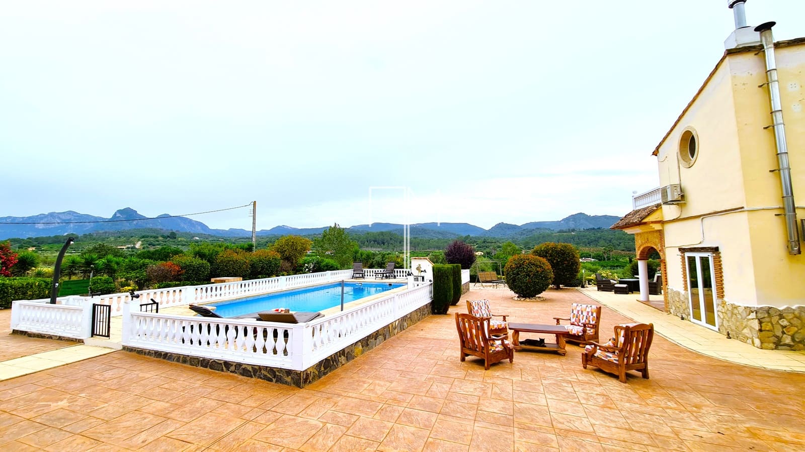 4 soveværelse Villa til salg i Barxeta med swimmingpool garage - € 425.000 (Ref: 9058279)