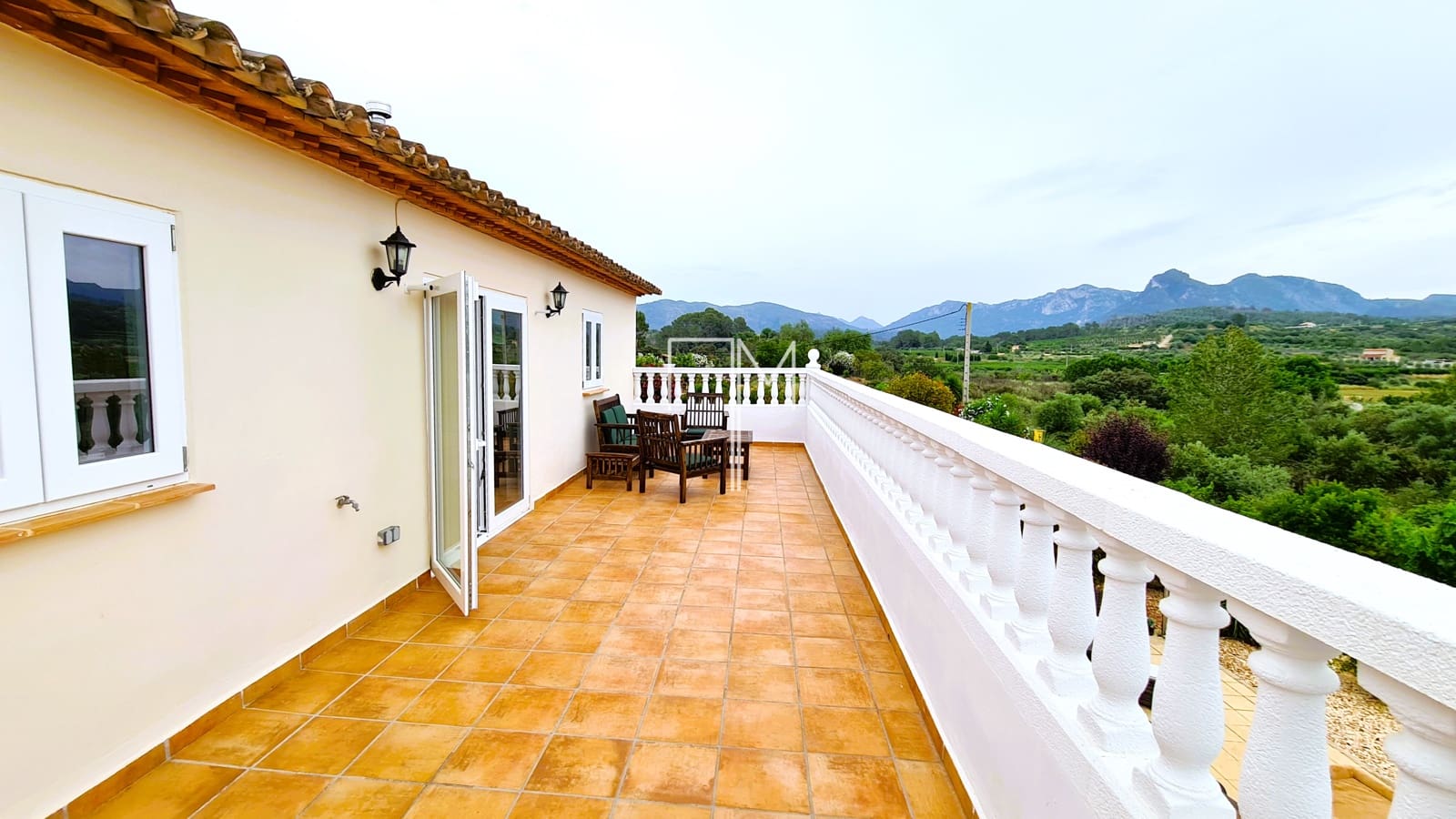 4 soveværelse Villa til salg i Barxeta med swimmingpool garage - € 425.000 (Ref: 9058279)