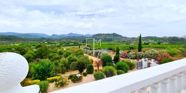 Chalet de 4 habitaciones en Barxeta en venta con piscina garaje - 425.000 € (Ref: 9058279)