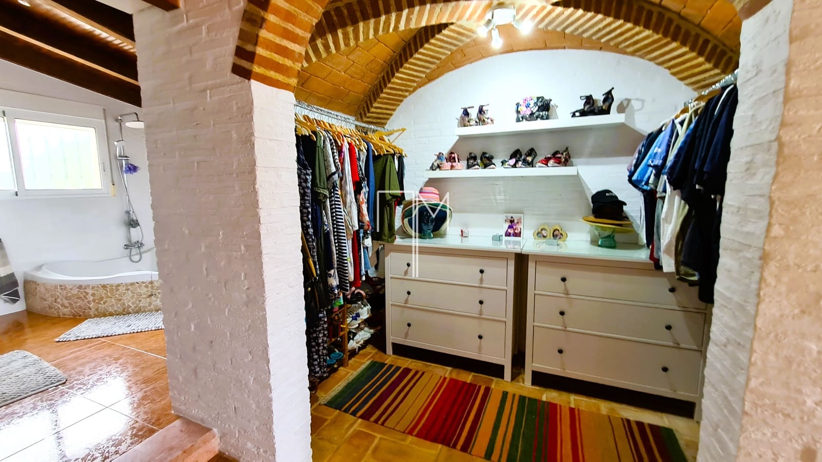 4 soveværelse Villa til salg i Barxeta med swimmingpool garage - € 425.000 (Ref: 9058279)