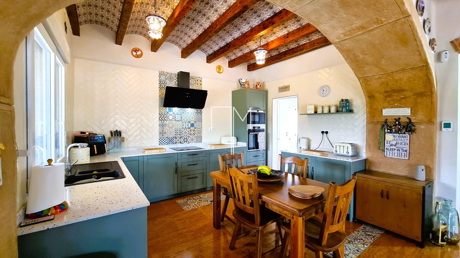 4 soveværelse Villa til salg i Barxeta med swimmingpool garage - € 425.000 (Ref: 9058279)