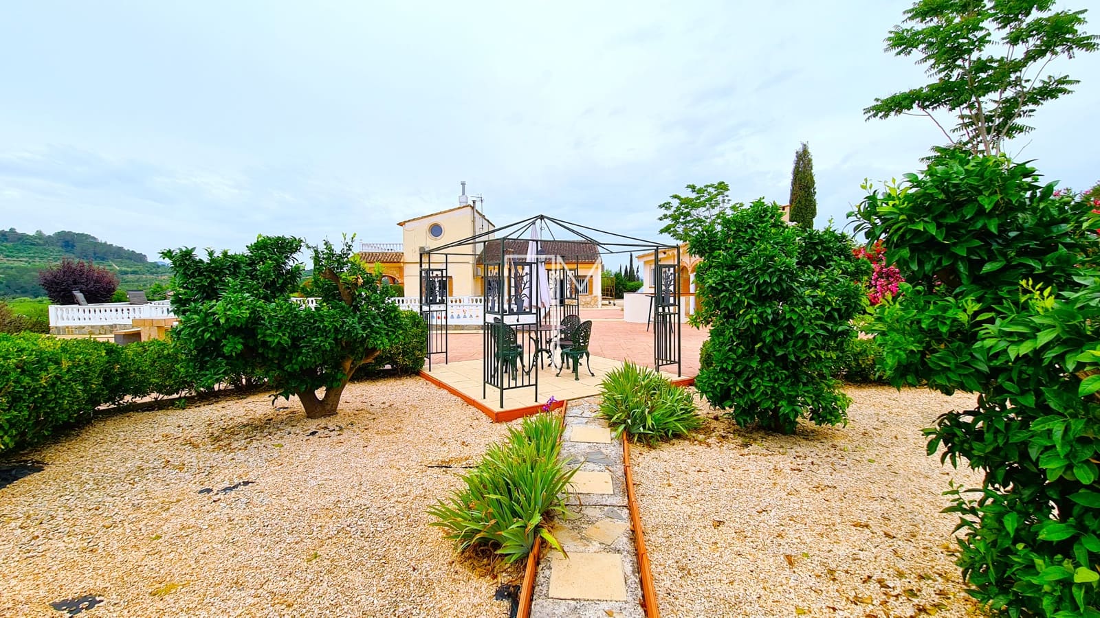 4 soveværelse Villa til salg i Barxeta med swimmingpool garage - € 425.000 (Ref: 9058279)