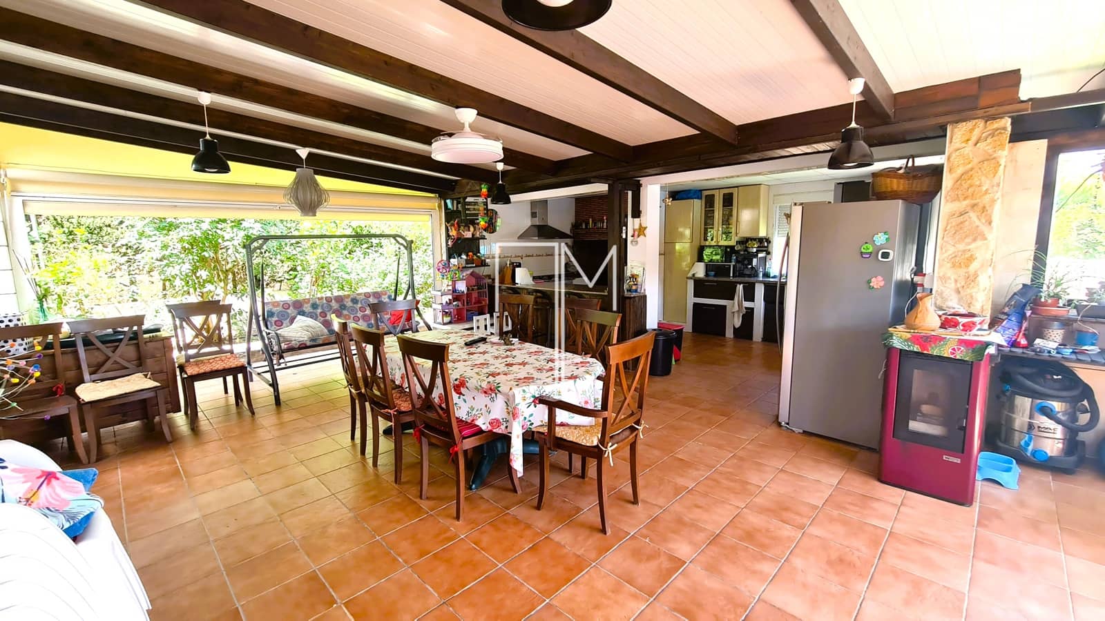 4 bedroom Villa for sale in Alberic with pool garage - € 360,000 (Ref: 9153166)