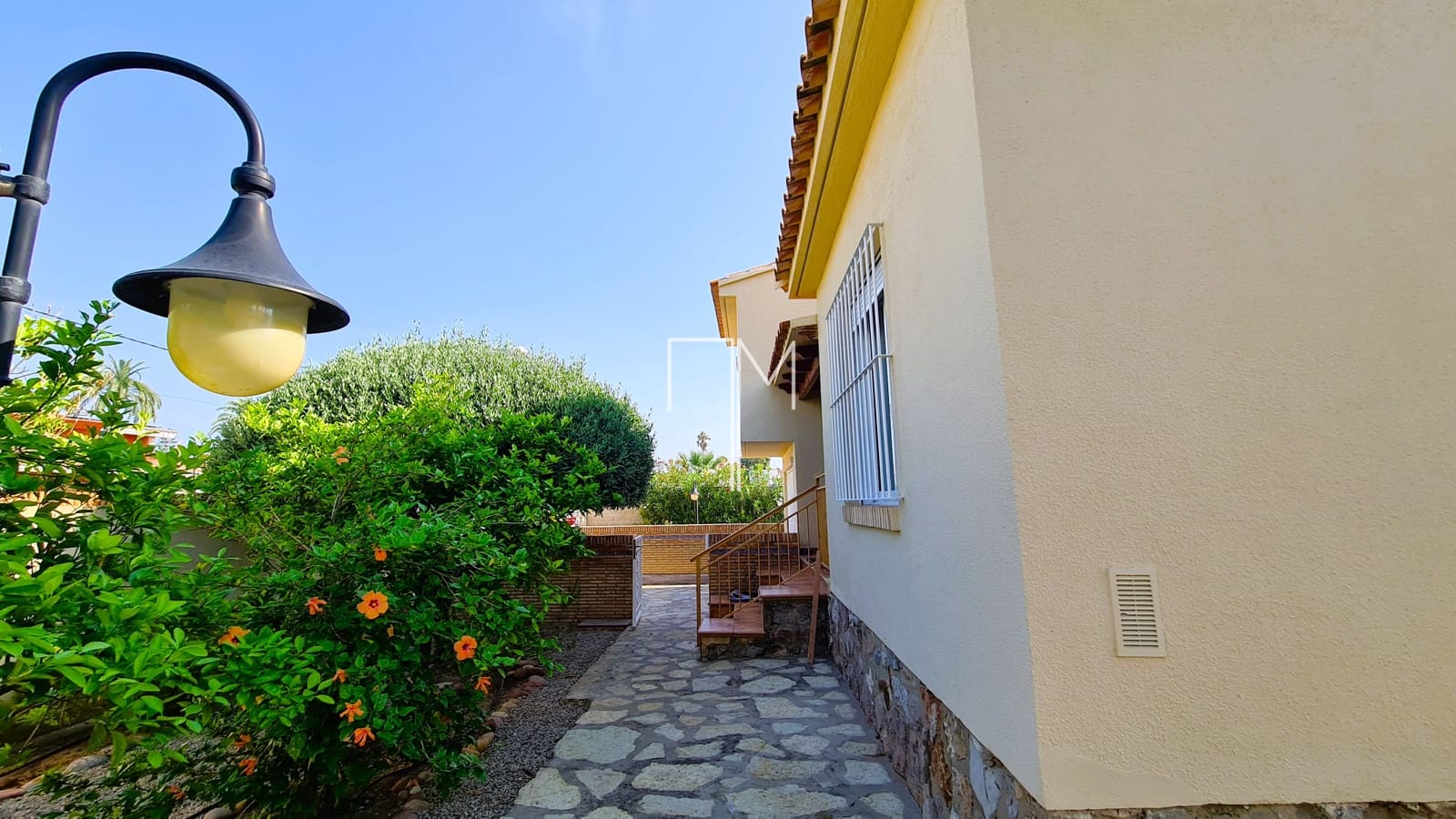 3 slaapkamer Villa te koop in Sagunto / Sagunt met garage - € 550.000 (Ref: 9165386)