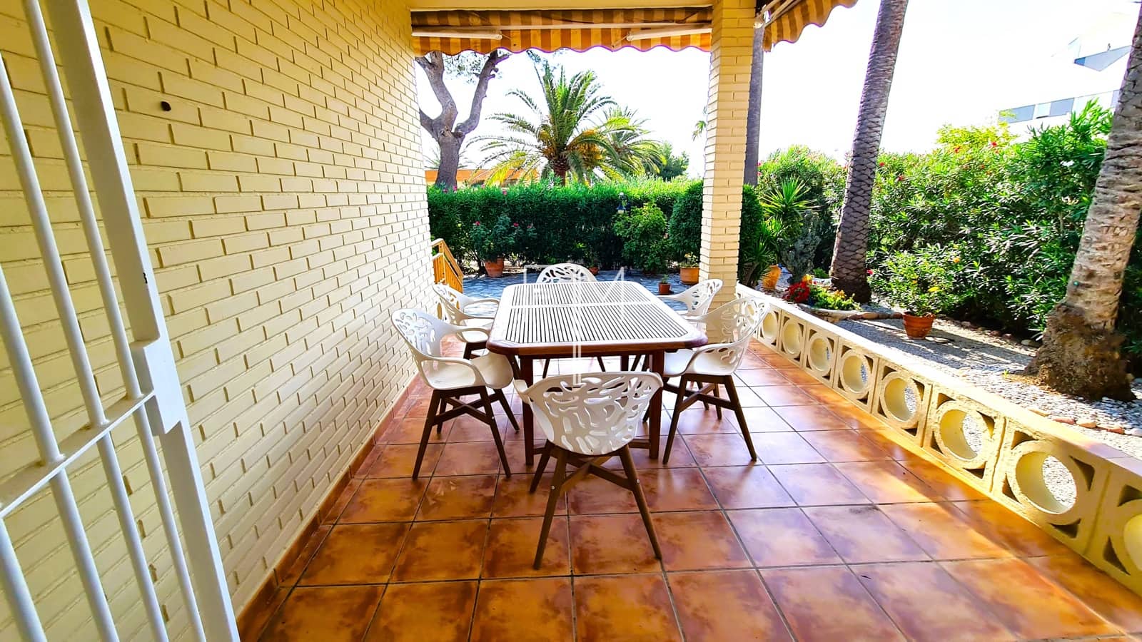 3 slaapkamer Villa te koop in Sagunto / Sagunt met garage - € 550.000 (Ref: 9165386)