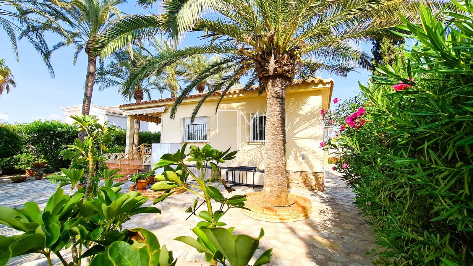 3 slaapkamer Villa te koop in Sagunto / Sagunt met garage - € 550.000 (Ref: 9165386)