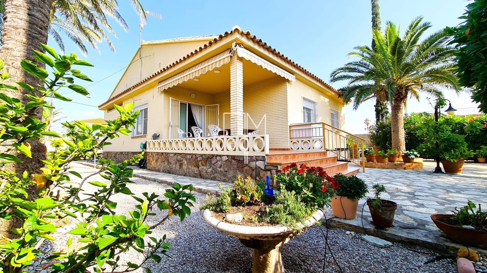 3 slaapkamer Villa te koop in Sagunto / Sagunt met garage - € 550.000 (Ref: 9165386)