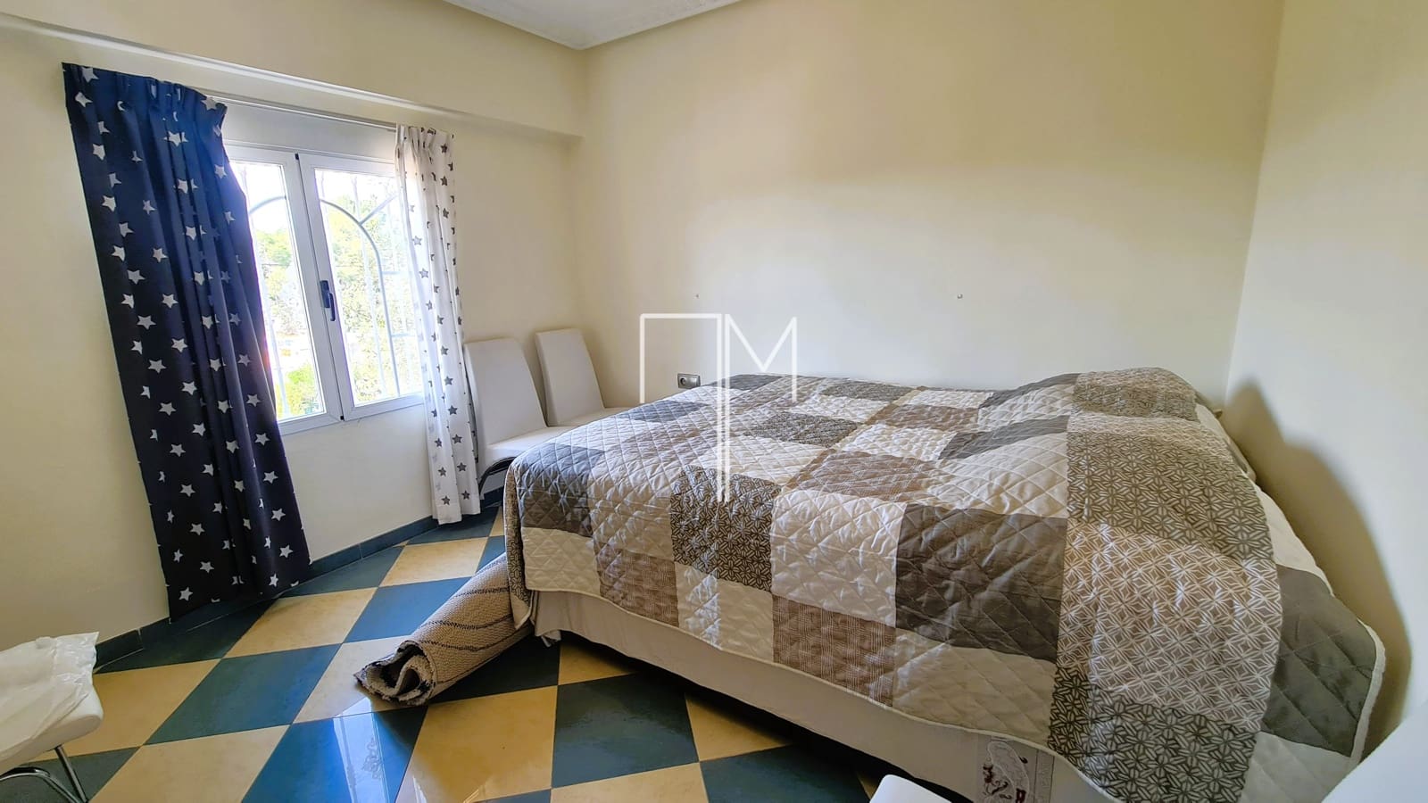 5 soveværelse Villa til salg i Turis med swimmingpool garage - € 460.000 (Ref: 9234893)