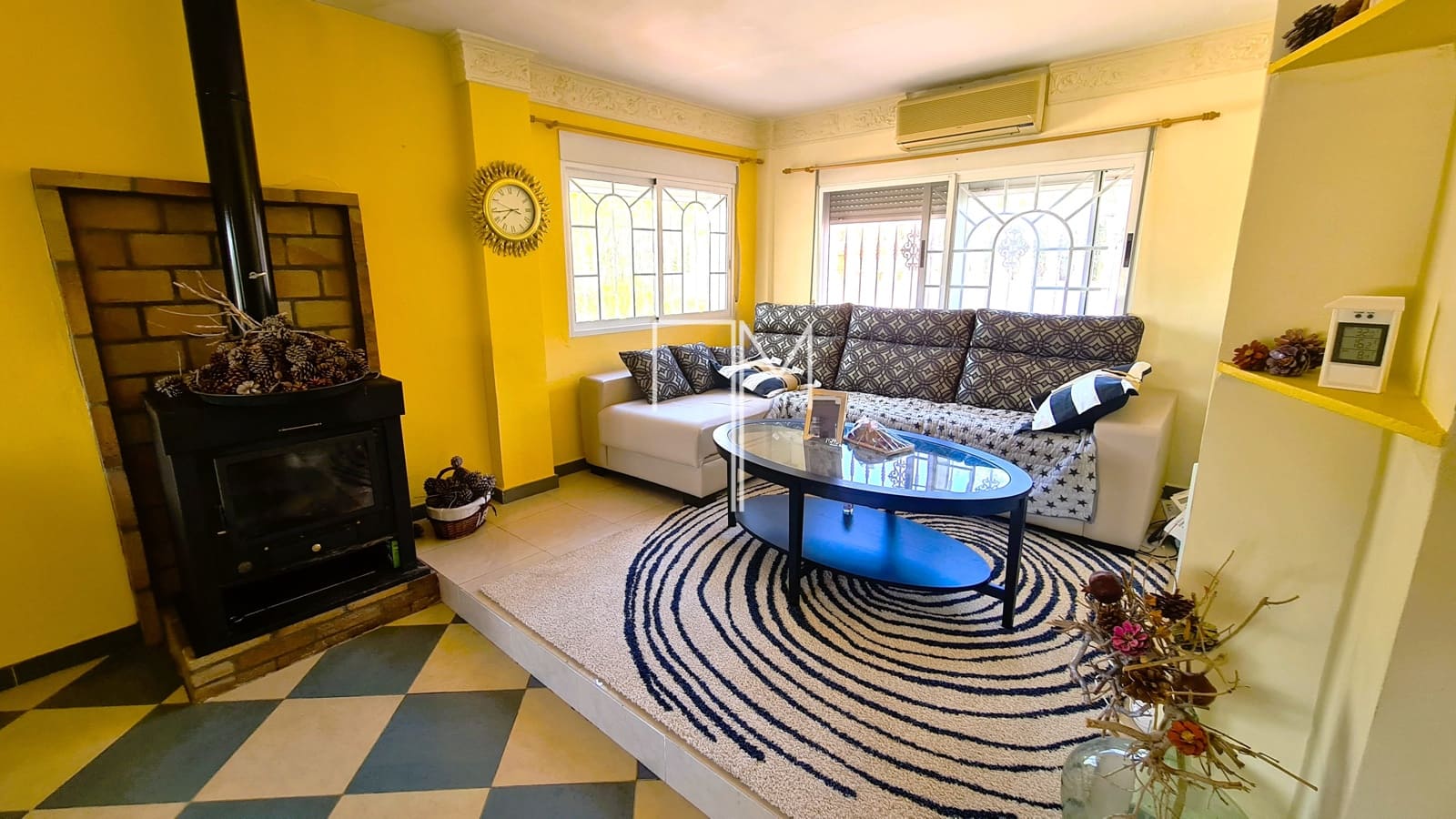 5 soveværelse Villa til salg i Turis med swimmingpool garage - € 460.000 (Ref: 9234893)