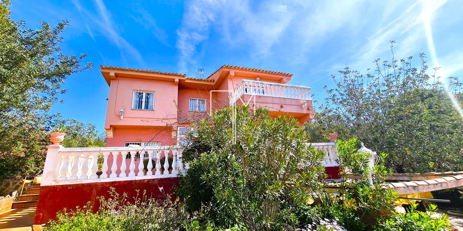 5 soveværelse Villa til salg i Turis med swimmingpool garage - € 460.000 (Ref: 9234893)