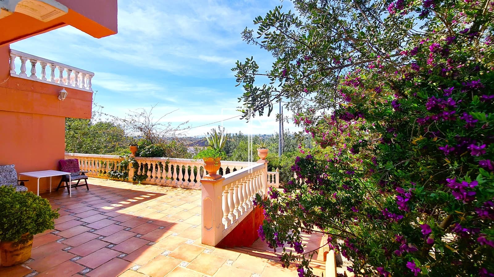 5 soveværelse Villa til salg i Turis med swimmingpool garage - € 460.000 (Ref: 9234893)