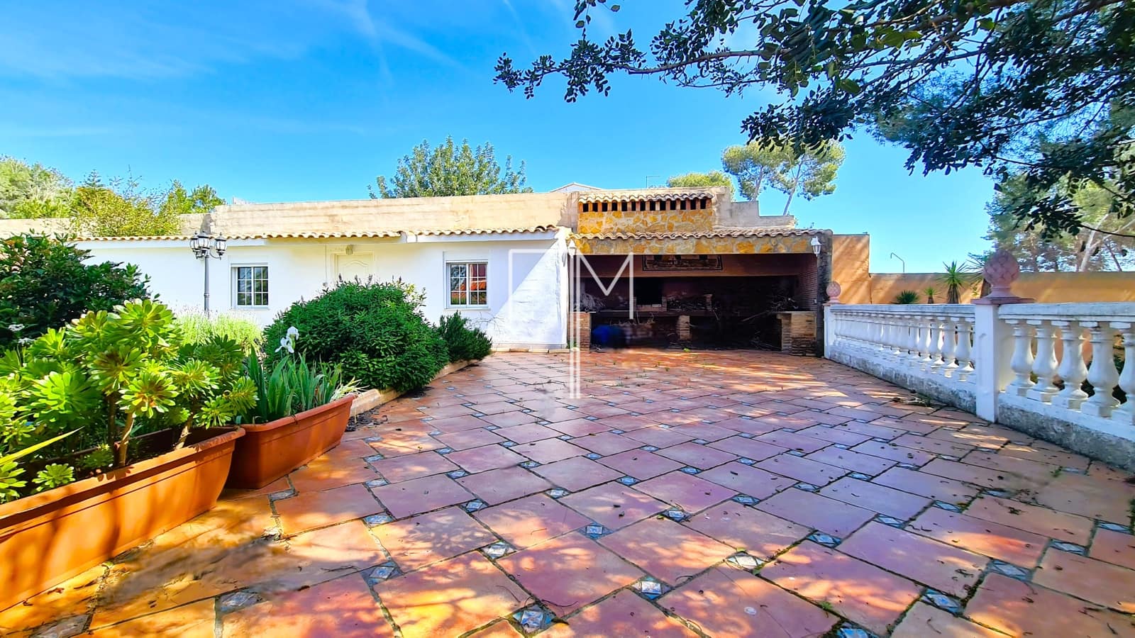 5 soveværelse Villa til salg i Turis med swimmingpool garage - € 460.000 (Ref: 9234893)