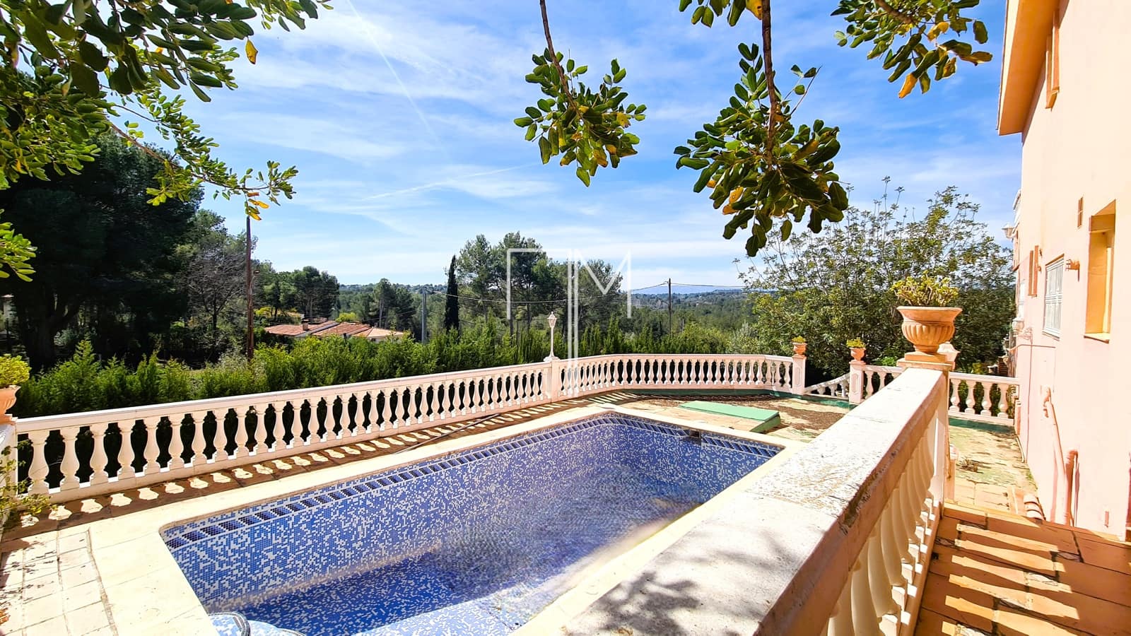 5 soveværelse Villa til salg i Turis med swimmingpool garage - € 460.000 (Ref: 9234893)