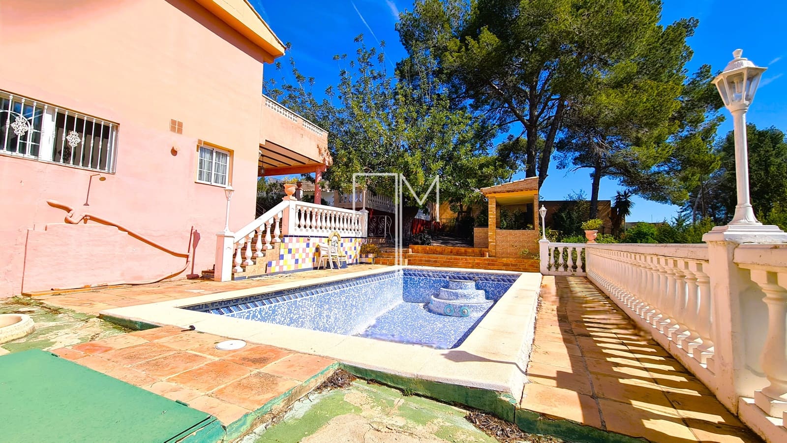 5 soveværelse Villa til salg i Turis med swimmingpool garage - € 460.000 (Ref: 9234893)