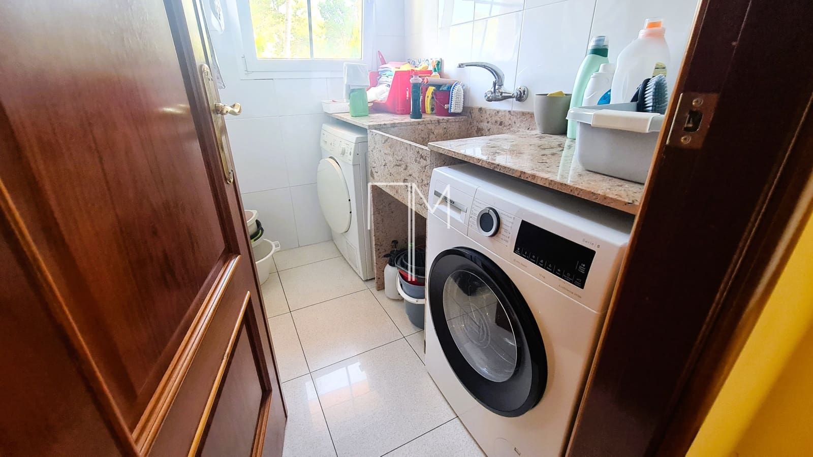 3 soverom Villa til salgs i Paterna med svømmebasseng garasje - € 950 000 (Ref: 9245445)