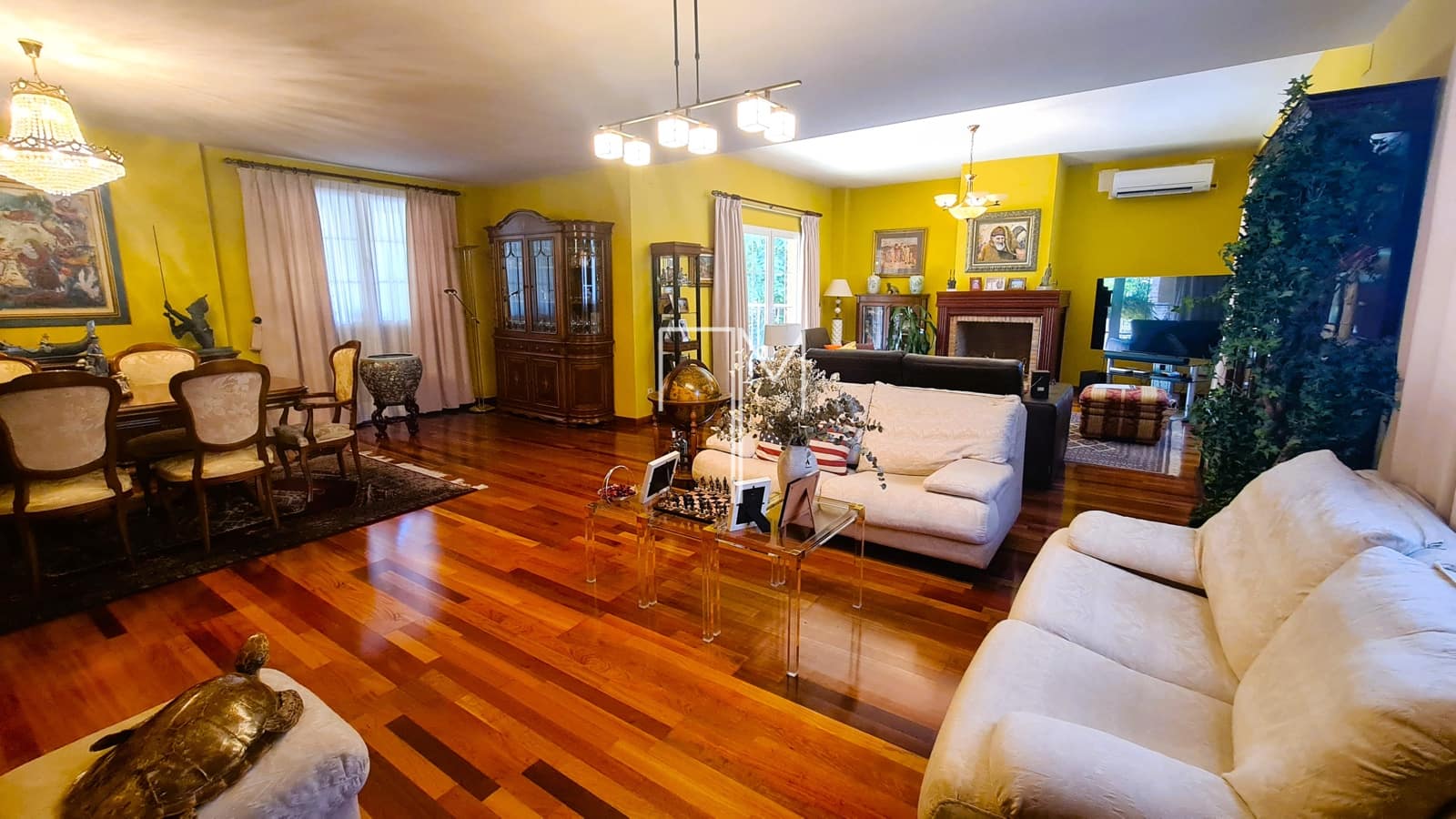 3 soverom Villa til salgs i Paterna med svømmebasseng garasje - € 950 000 (Ref: 9245445)