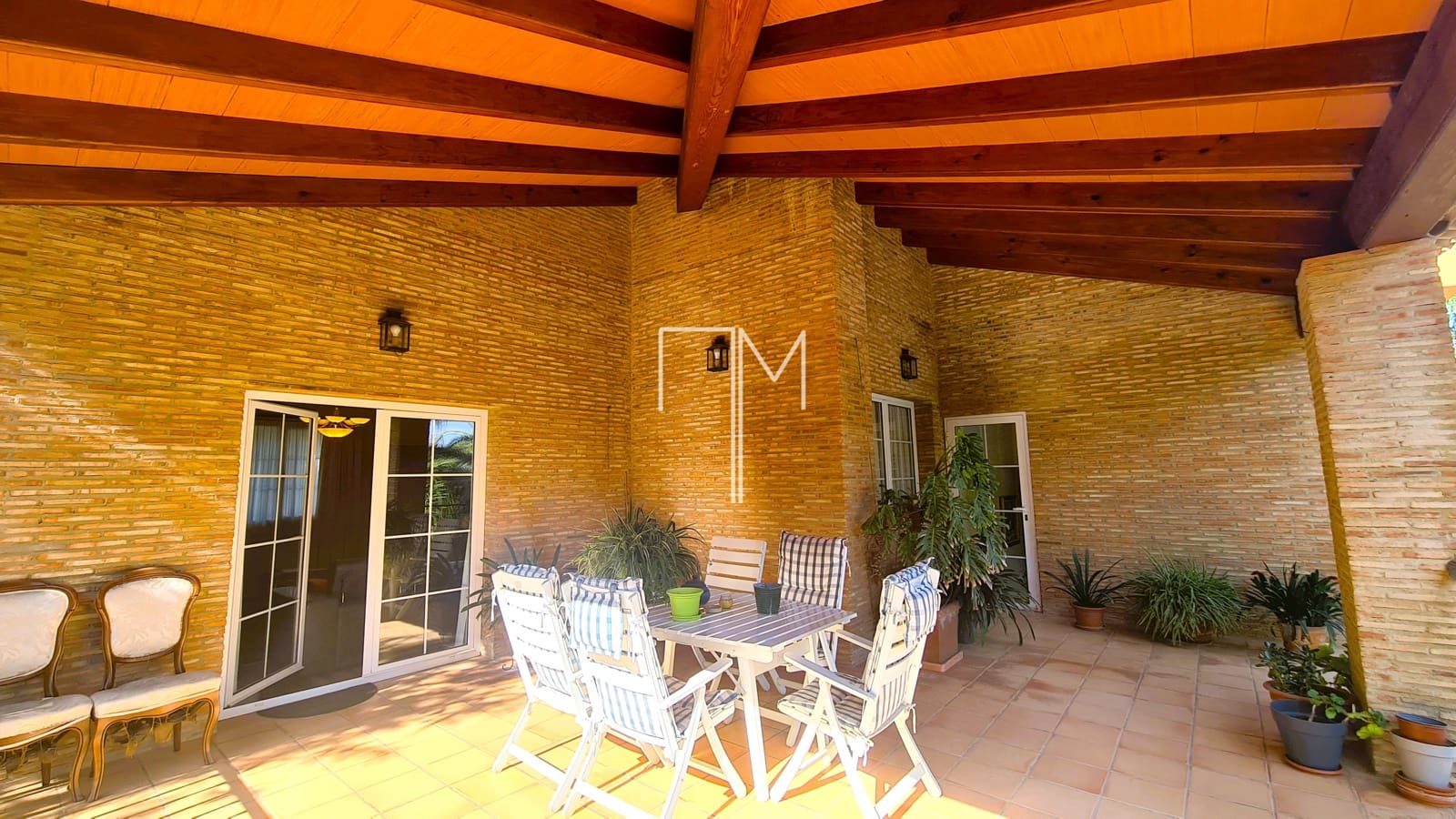 3 soverom Villa til salgs i Paterna med svømmebasseng garasje - € 950 000 (Ref: 9245445)