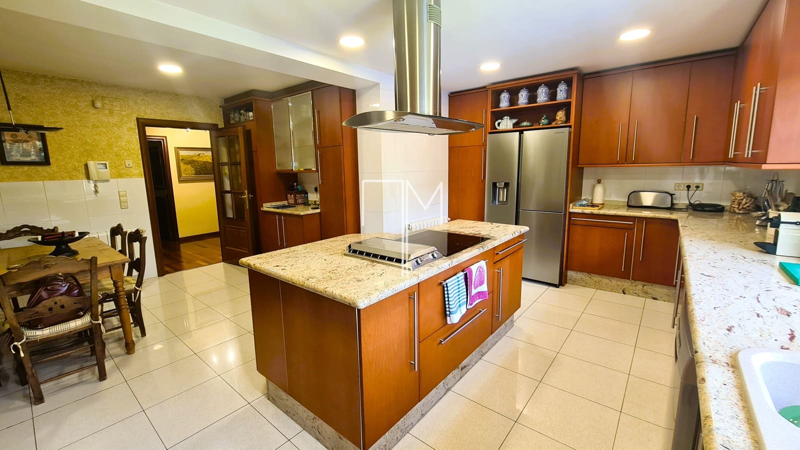 3 soverom Villa til salgs i Paterna med svømmebasseng garasje - € 950 000 (Ref: 9245445)