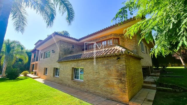 3 bedroom Villa for sale in Paterna with pool garage - € 950,000 (Ref: 9245445)