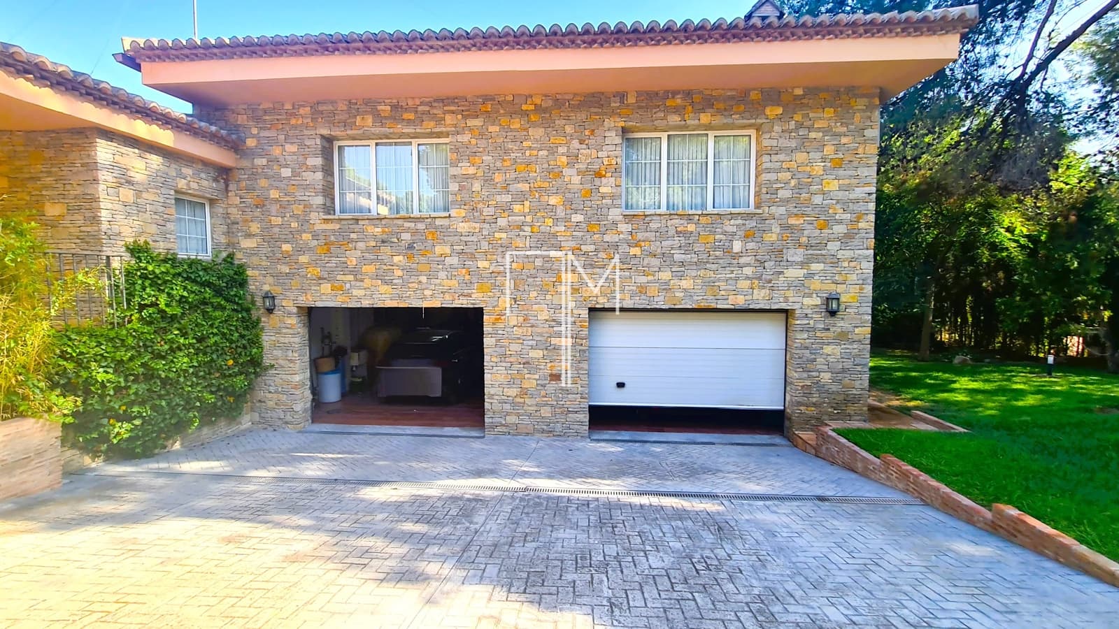 3 soverom Villa til salgs i Paterna med svømmebasseng garasje - € 950 000 (Ref: 9245445)