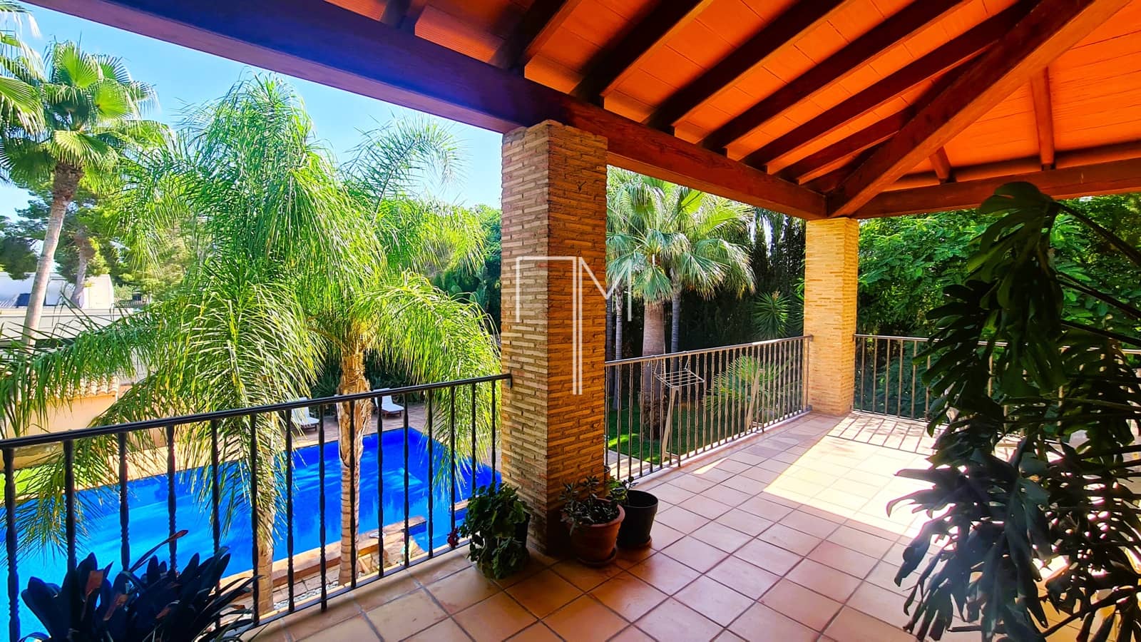 3 soverom Villa til salgs i Paterna med svømmebasseng garasje - € 950 000 (Ref: 9245445)