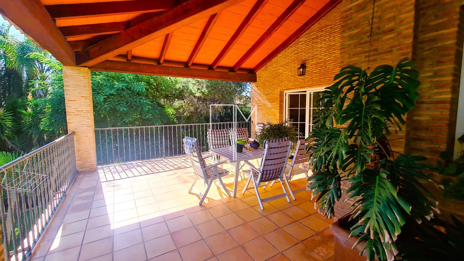 3 soverom Villa til salgs i Paterna med svømmebasseng garasje - € 950 000 (Ref: 9245445)