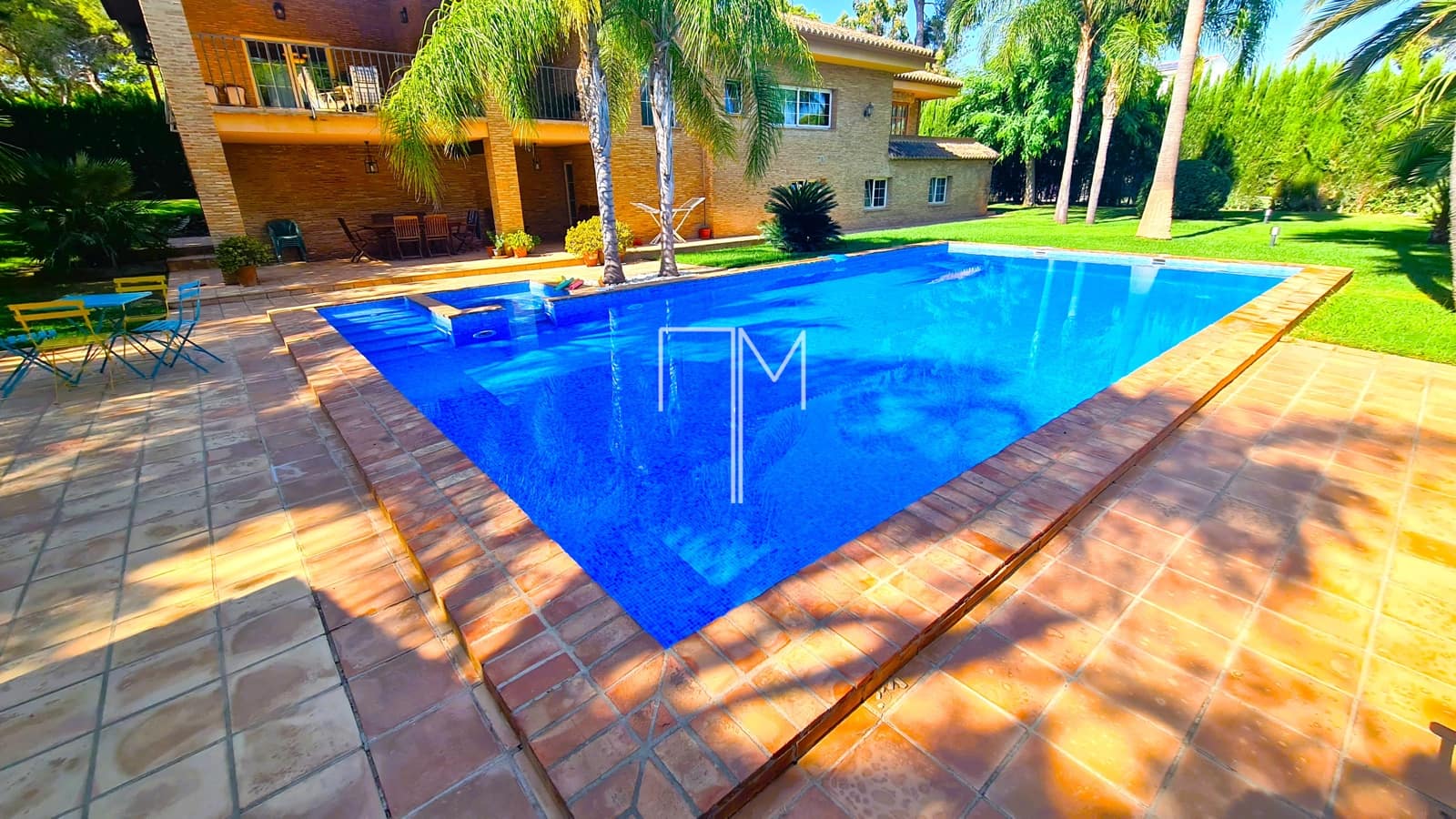 3 soverom Villa til salgs i Paterna med svømmebasseng garasje - € 950 000 (Ref: 9245445)