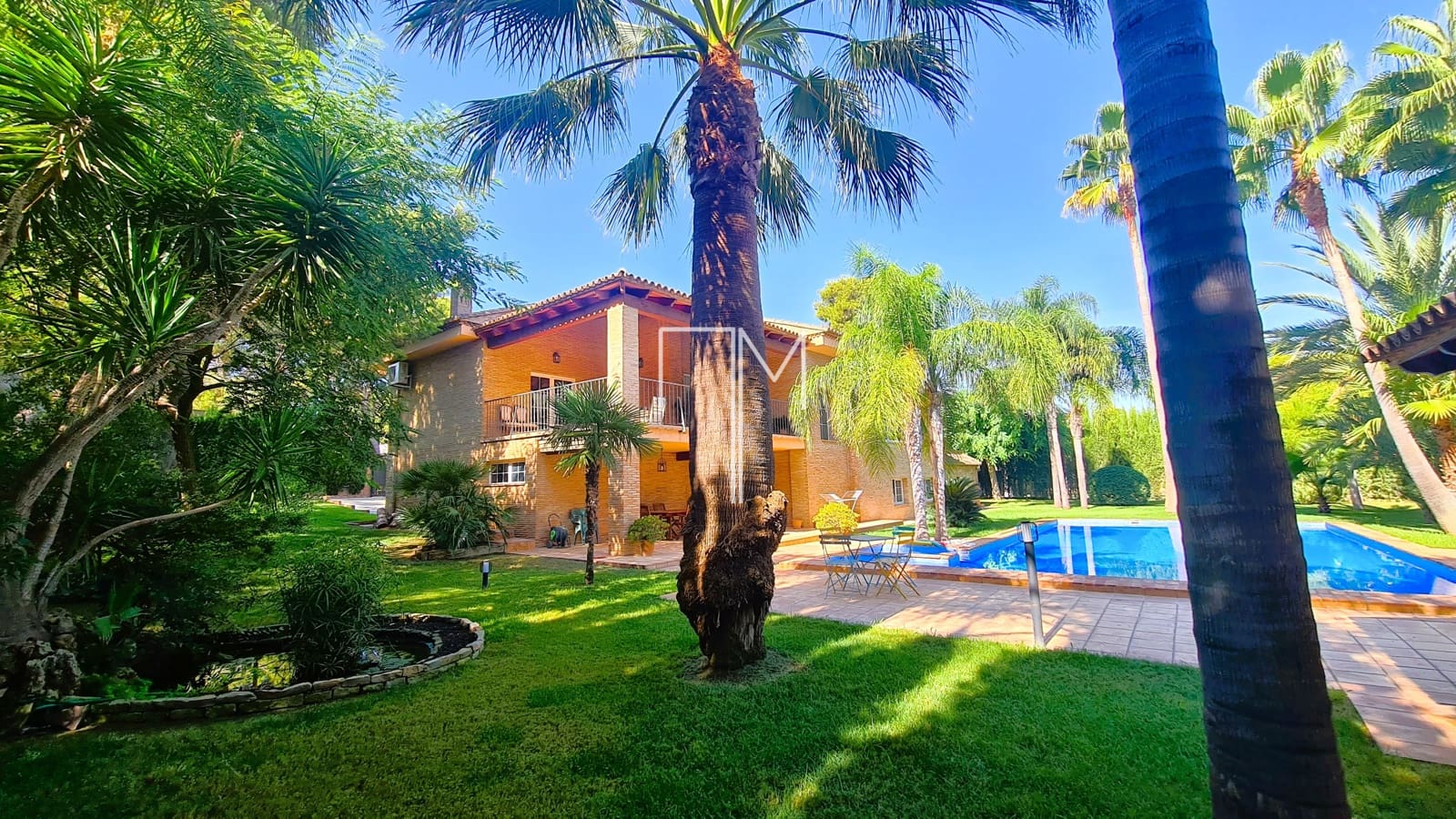 3 soverom Villa til salgs i Paterna med svømmebasseng garasje - € 950 000 (Ref: 9245445)