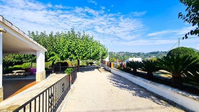 3 slaapkamer Villa te koop in Xàtiva met zwembad - € 218.000 (Ref: 9319659)