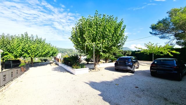 3 slaapkamer Villa te koop in Xàtiva met zwembad - € 218.000 (Ref: 9319659)