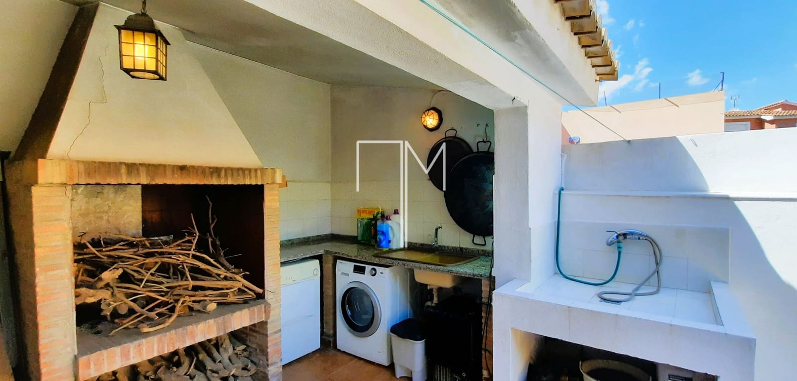 5 soverom Villa til salgs i Alzira med svømmebasseng garasje - € 450 000 (Ref: 9400892)