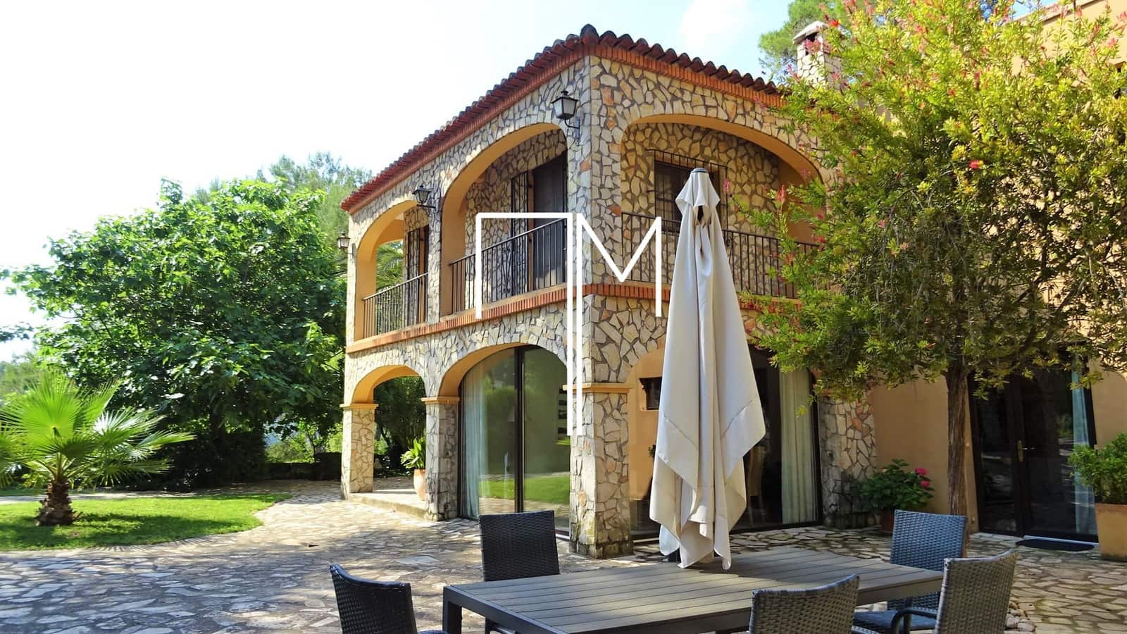 3 sypialnia Willa na sprzedaż w Xativa z basenem garażem - 600 000 € (Ref: 9441527)